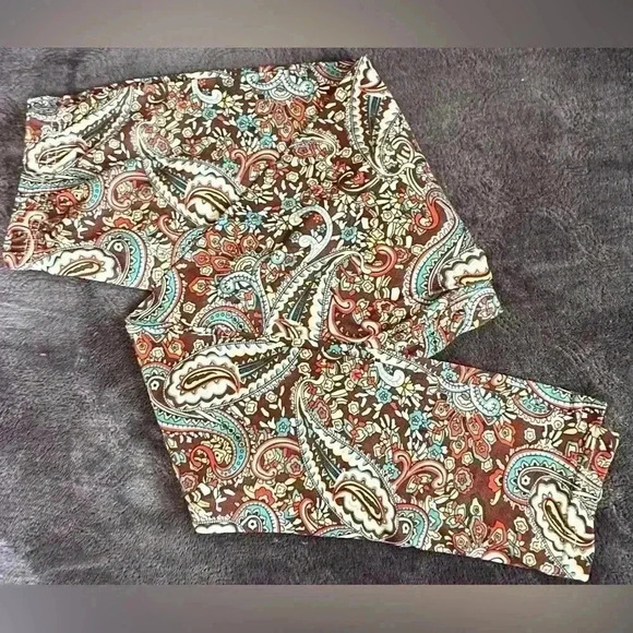 💟Paisley Print Leggings - Picture 4 of 13